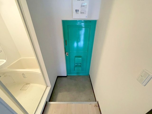 淀川中央マンションの玄関