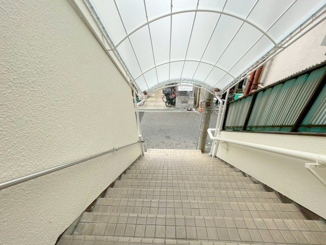 淀川中央マンションのロビー