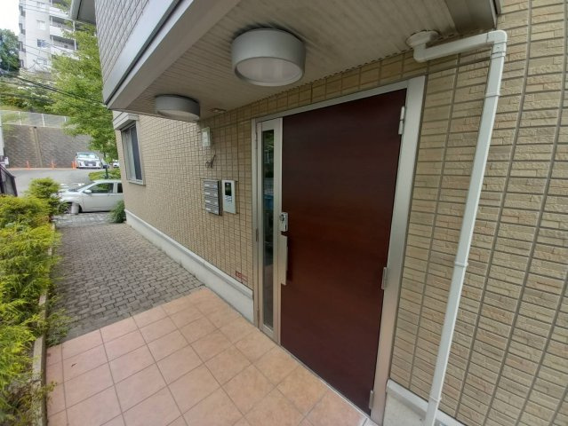 【エントランス】 | Sunny Hill上土室A棟