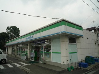 ファミリーマート さいたま白幡店まで200ｍ
