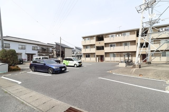 クオーレの駐車場|駐車場