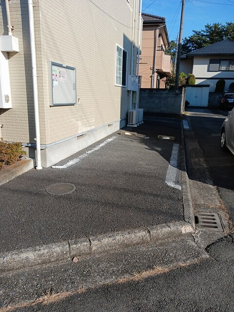 ハーバルパークの駐車場