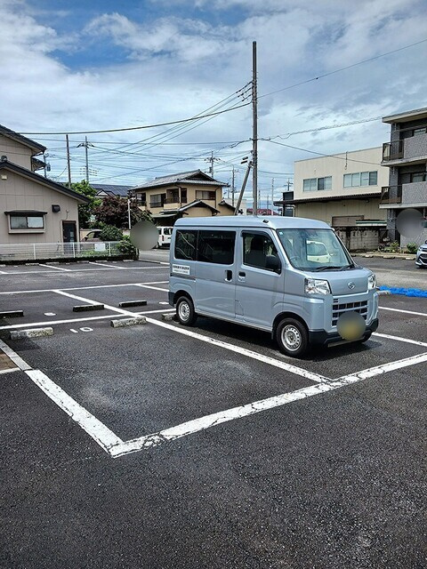 プチメゾンの駐車場