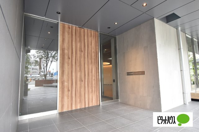 ブリリアタワー前橋のエントランス