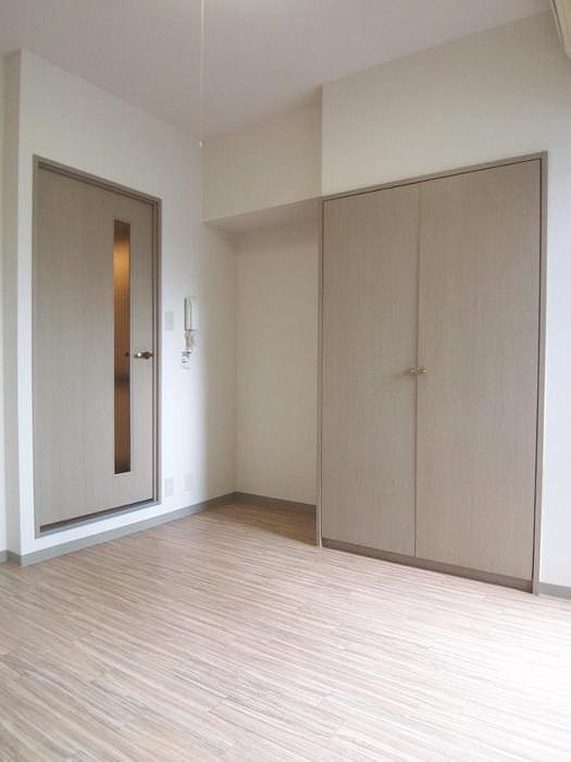 ステージファースト武蔵小山の寝室|別部屋