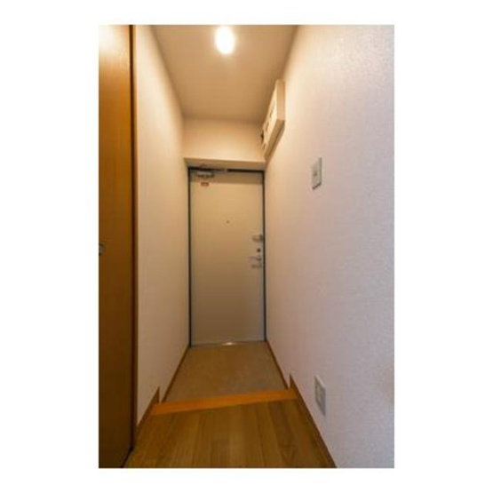 【玄関】 | ラ・シャトン西早稲田 | ※写真は同タイプ住戸です。