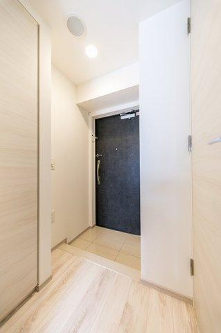 【玄関】 | Ｌｕｍａ高輪 | ※写真は同タイプ住戸です。
