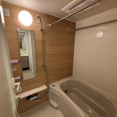 【浴室】 | パークアクシス新宿西落合 | ※写真は同タイプ住戸です。