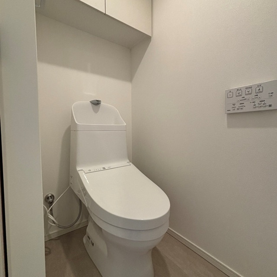 【トイレ】 | パークアクシス新宿西落合 | ※写真は同タイプ住戸です。