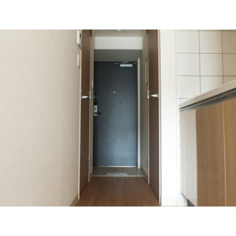 エスリード天神橋筋六丁目の玄関