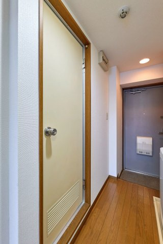 AP450 エスリード北梅田 305の玄関|



