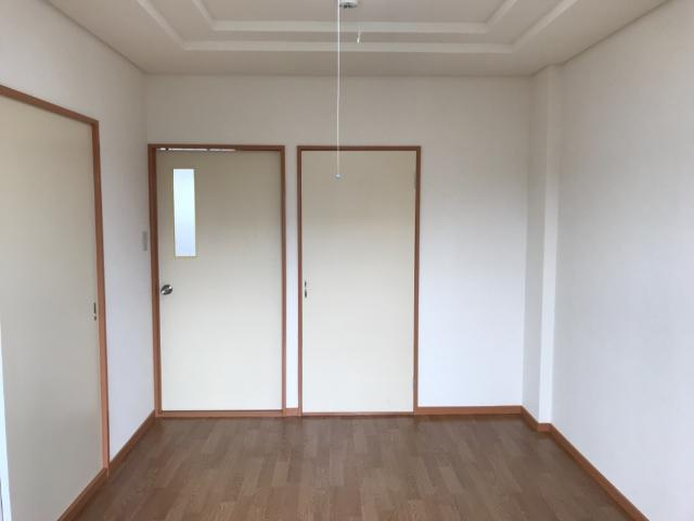 シャトルウィングの内装|洋室