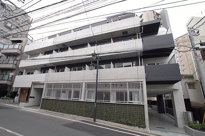 ステージファースト東新宿