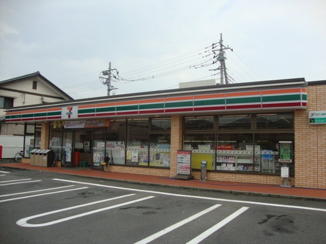 セルリアンの周辺|セブンイレブン高崎上小鳥町店まで342ｍ