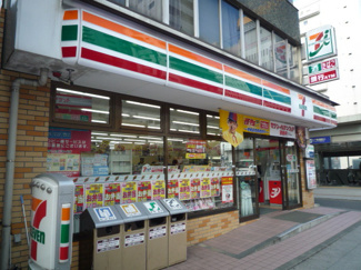 セブン－イレブン 横浜桜木町駅前店500m