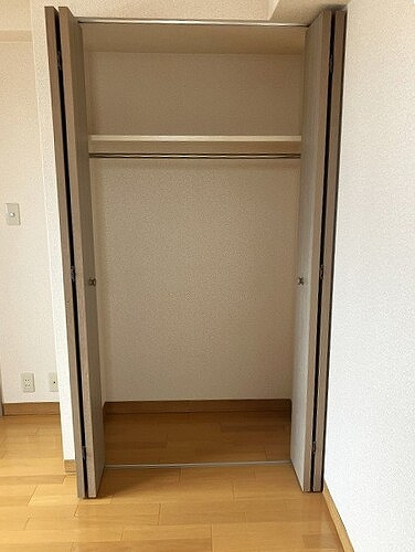 ライオンズステーションプラザ琴似の収納|洋室収納