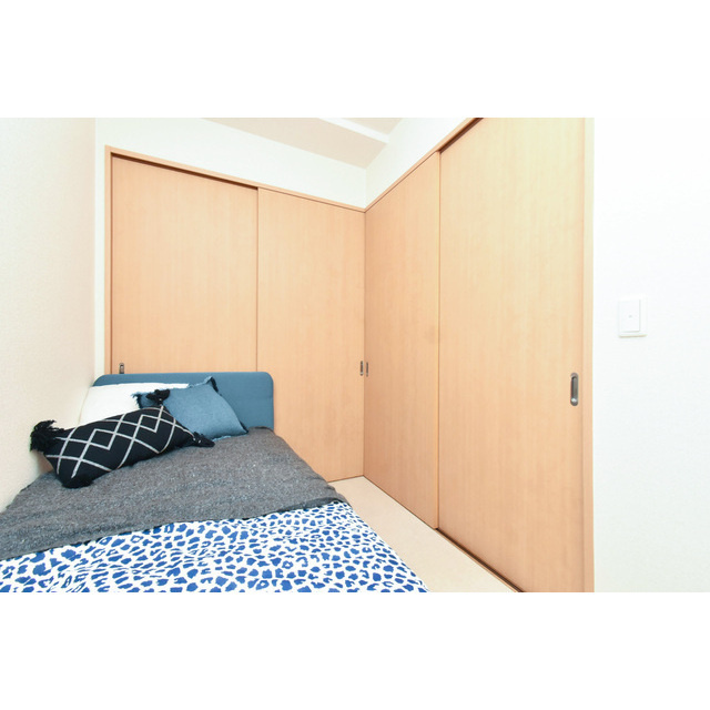 Gramercy Shirakawa Koen