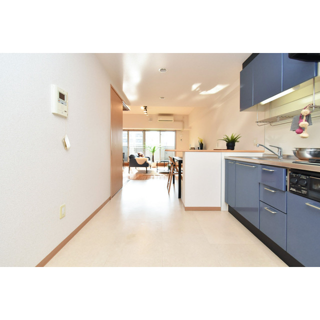 Gramercy Shirakawa Koen
