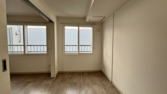 MaisonKamuy ParkFront の洋室