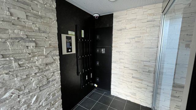 MaisonKamuy ParkFront のエントランス
