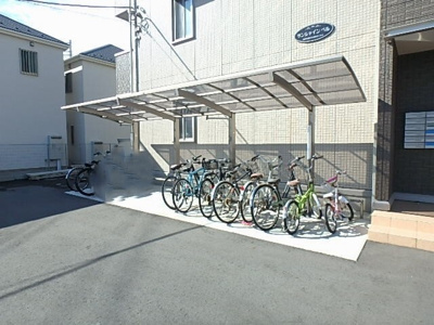屋根付駐輪場