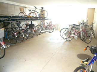 屋根付き駐輪場