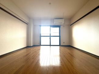 建物入口