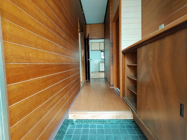 小夏邸の玄関