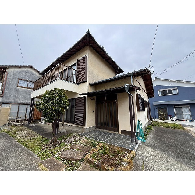 原東町戸建のエントランス