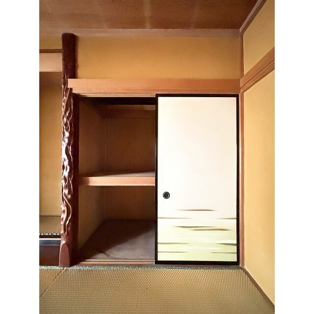 原東町戸建の収納