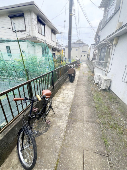 あすかアパートメント瀬谷Aのロビー