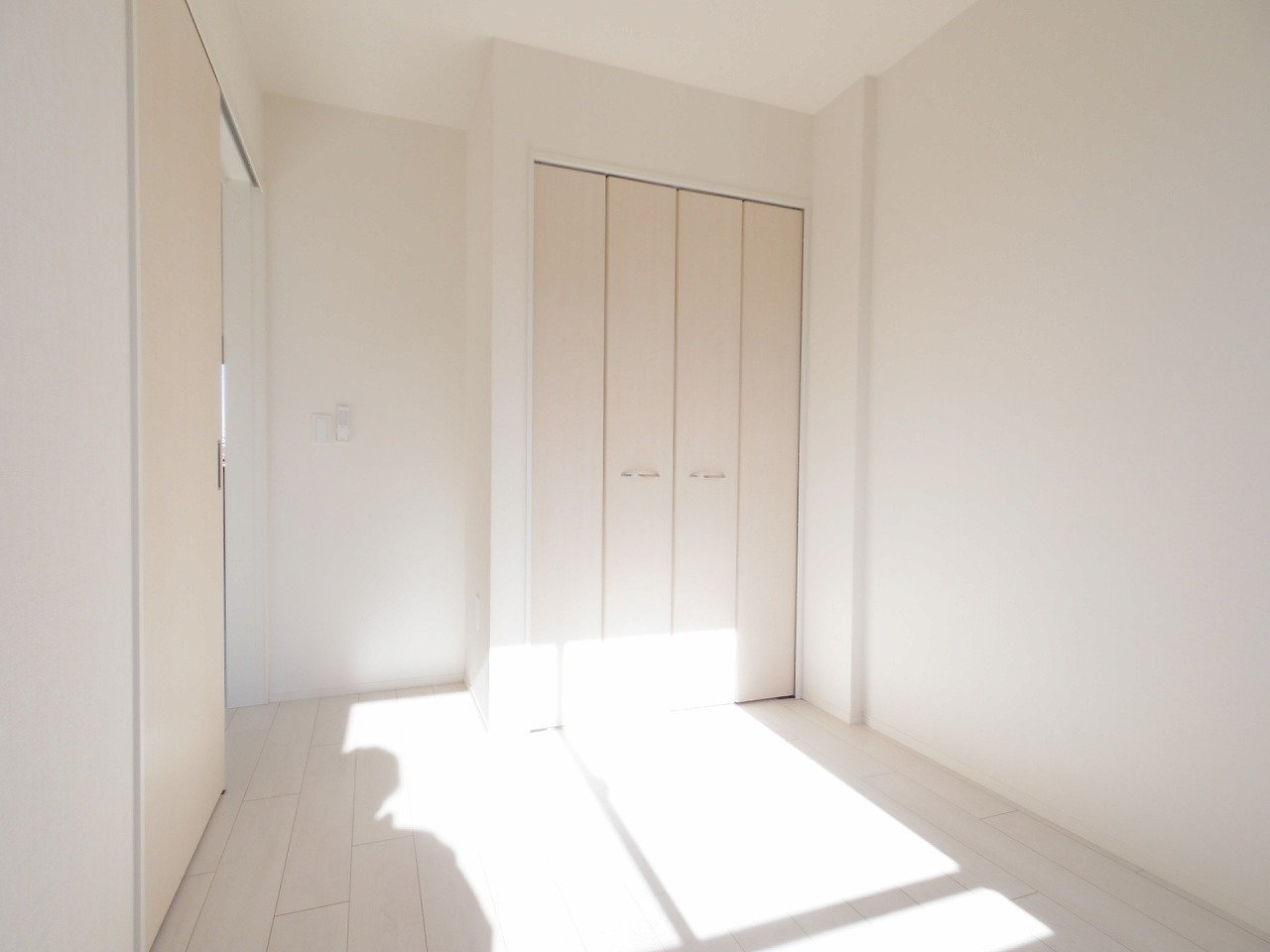 レヴメゾン神山弐番館の内装