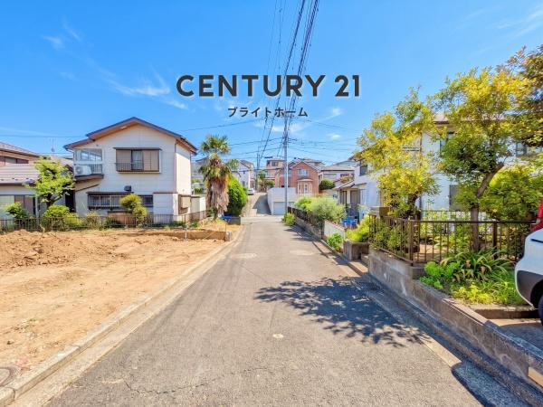 横浜市旭区中白根２丁目の新築一戸建の前面道路含む現地写真|閑静な住宅街につき住環境良好です♪
お気軽にお問い合わせください。