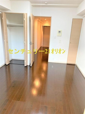 【居間・リビング】 | Creacion　Mejirodori／クレアシオン目白通り