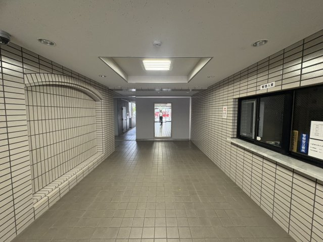 アーバンハイム守口のエントランス