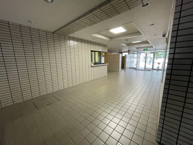 アーバンハイム守口のロビー