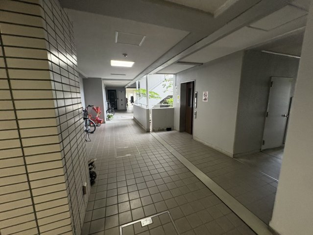 アーバンハイム守口のロビー