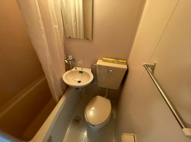 ラティス守口　のトイレ|イメージとして同マンション他部屋を表示しています