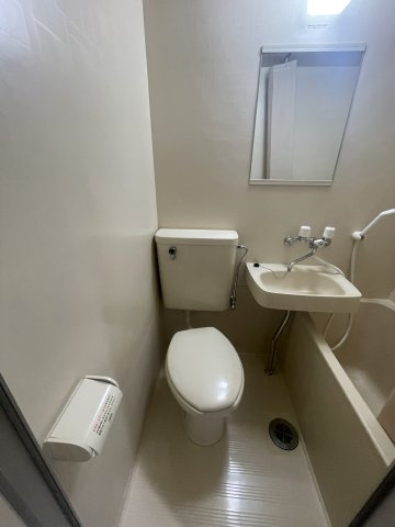 エクセレント忍ケ丘のトイレ|(参考)同マンション同間取り他部屋の写真