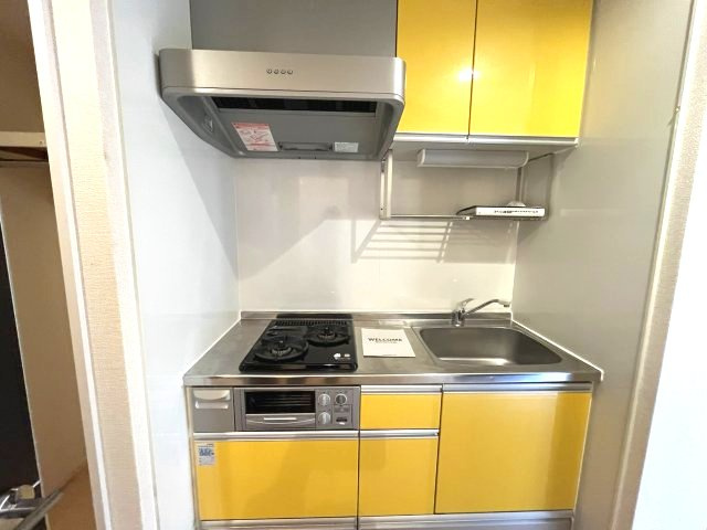 ウェルフラットのキッチン|イメージとして同建物他部屋を表示しています