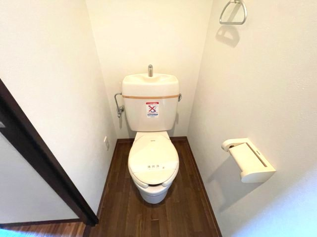 プレジィール大日のトイレ|イメージとして同建物他部屋を表示しています