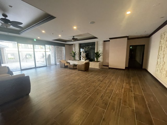 プレジオ永和ASIANのロビー