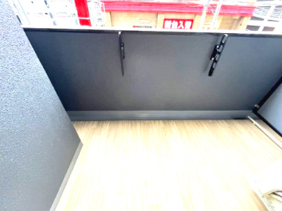 プレサンスNEO大和田STATIONベゼルのバルコニー
