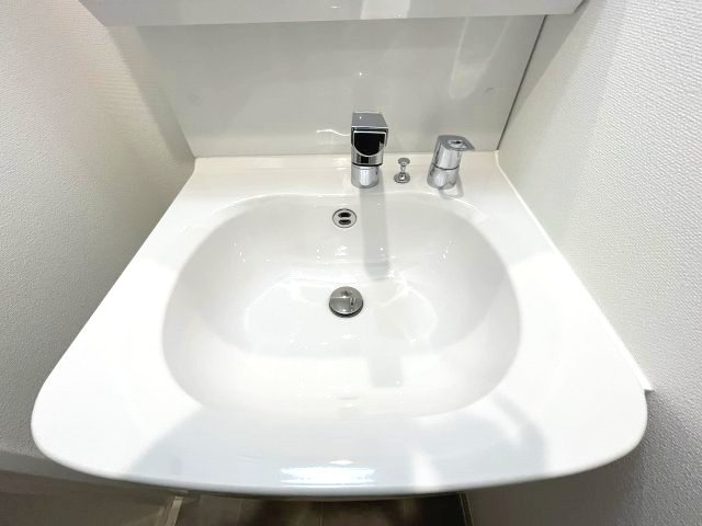 プレサンスNEO大和田STATIONベゼルの独立洗面台