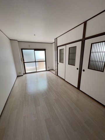 サニーハイツ根上の居間・リビング|イメージとして同建物他部屋を表示しています