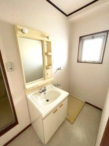 グリーンプラザの洗面所|(参考)同物件他部屋のお写真です