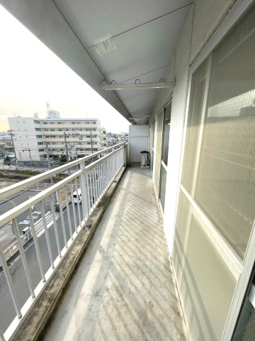 グリーンプラザのバルコニー|(参考)同物件他部屋のお写真です