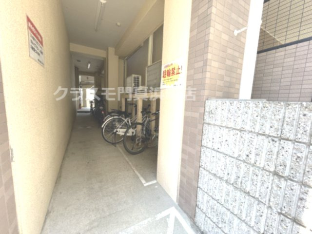 メリックビルの駐車場