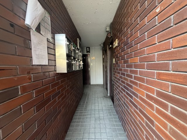 リアライズ門真のエントランス
