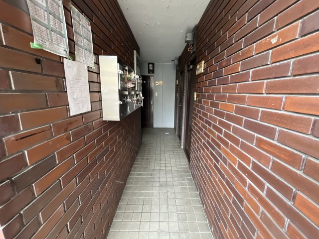 リアライズ門真のエントランス